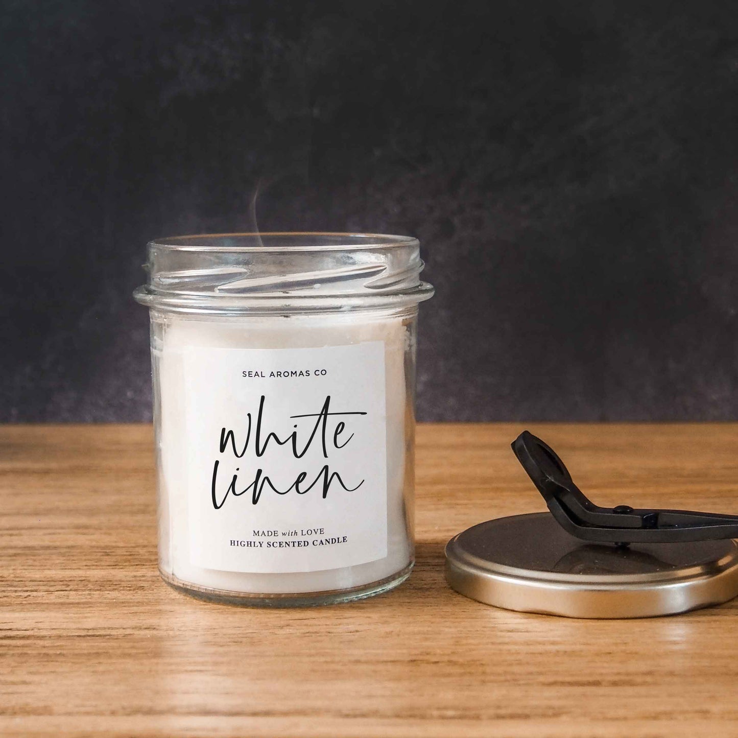 The Rustic Collection Candle - White Linen